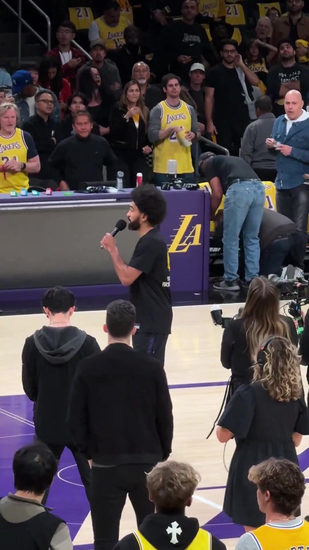 文森特演讲：我们对受山火影响的人深表同情 现在要团结一致