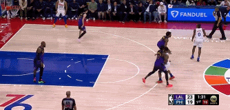 打谁都是一步过!马克西26中15&9罚全中轰下全场最高的43分!